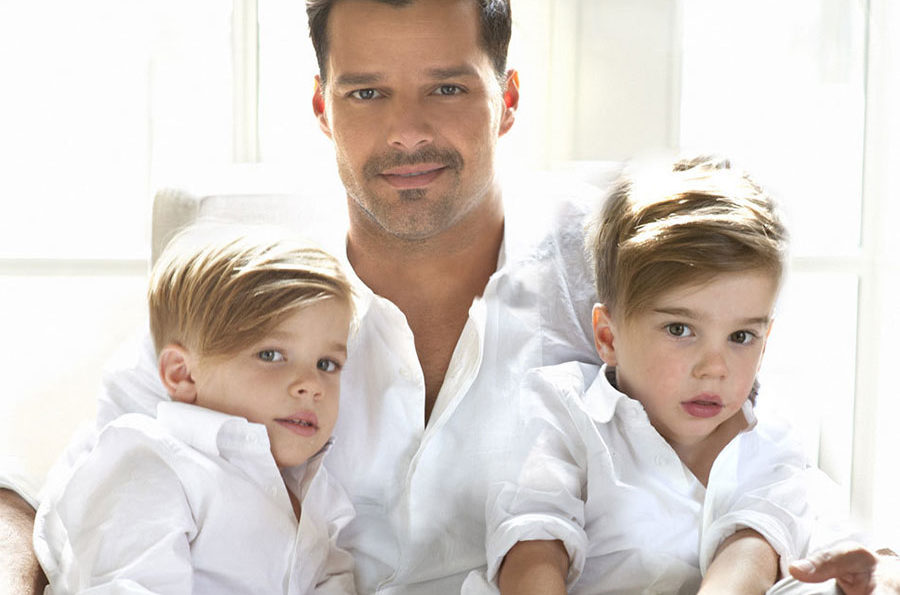 Ricky Martin publica carta para seus filhos gêmeos, Valentino e Matteo