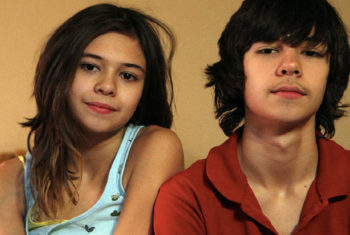 Nicole e Jonas Maines aos 14 anos